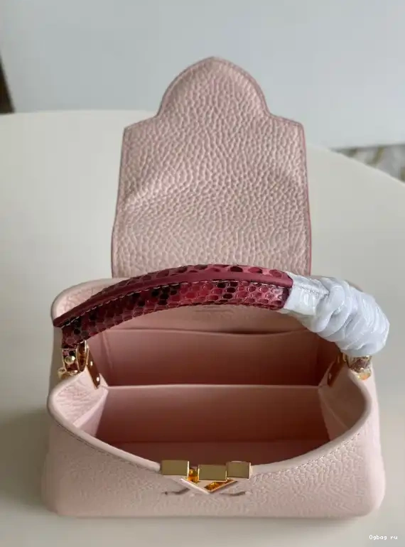 MINI VUITTON CAPUCINES LOUIS 0617